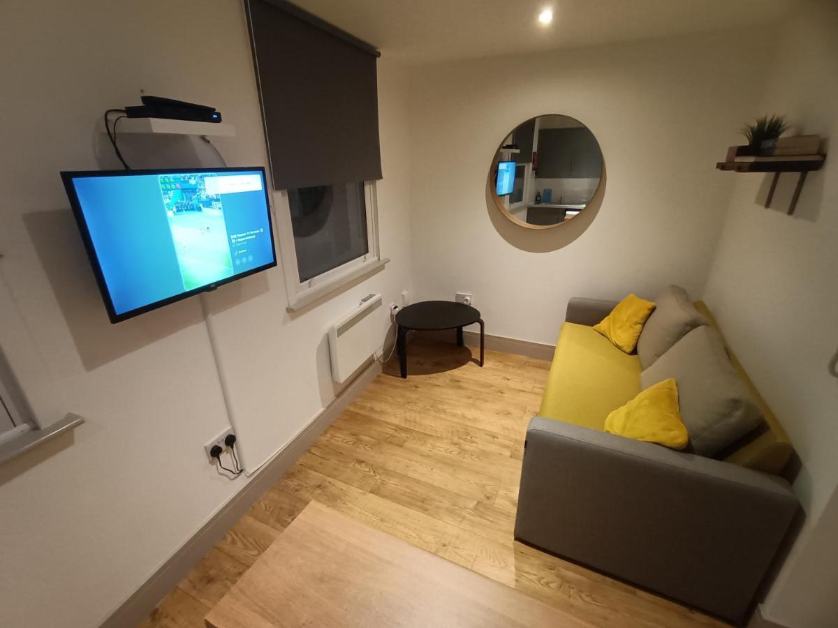Lovely 1 Bedroom Apartment In Londres Exterior foto